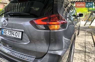 Внедорожник / Кроссовер Nissan Rogue 2018 в 