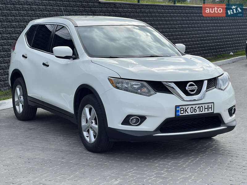Позашляховик / Кросовер Nissan Rogue 2016 в Рівному