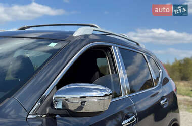 Внедорожник / Кроссовер Nissan Rogue 2014 в 