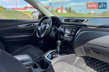 Внедорожник / Кроссовер Nissan Rogue 2014 в 