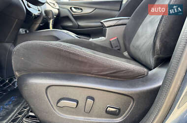 Внедорожник / Кроссовер Nissan Rogue 2014 в 