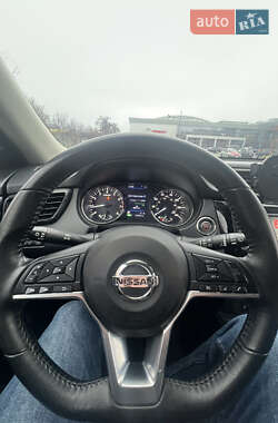 Позашляховик / Кросовер Nissan Rogue 2020 в 