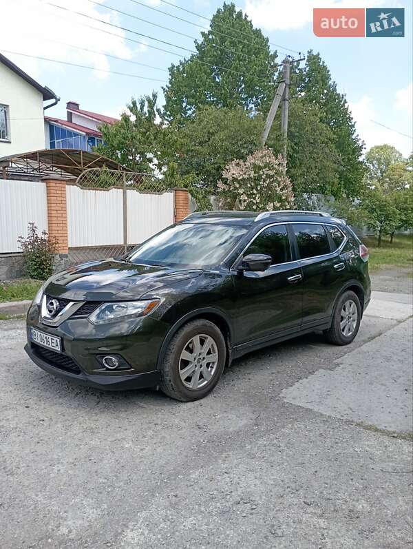 Внедорожник / Кроссовер Nissan Rogue 2016 в Полтаве