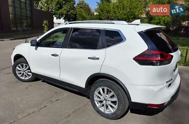Внедорожник / Кроссовер Nissan Rogue 2019 в 