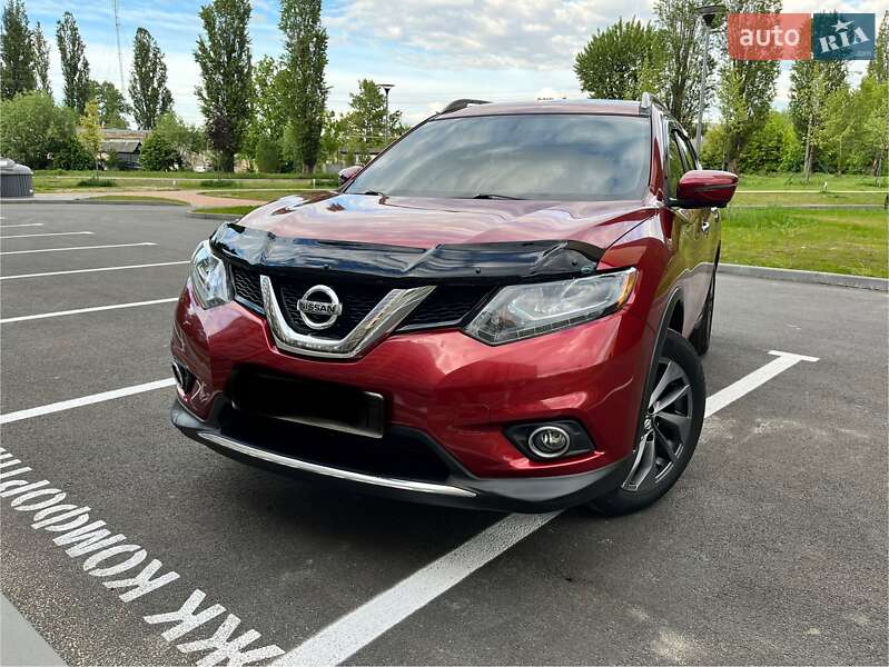 Позашляховик / Кросовер Nissan Rogue 2016 в Чернігові