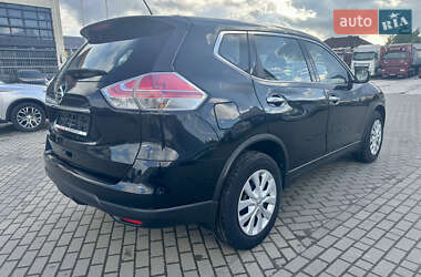 Внедорожник / Кроссовер Nissan Rogue 2015 в 