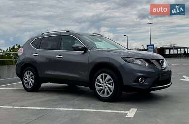 Внедорожник / Кроссовер Nissan Rogue 2014 в Киеве