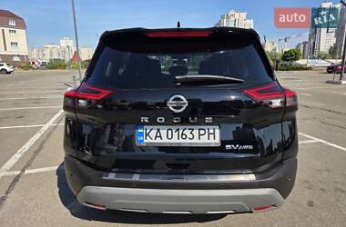 Внедорожник / Кроссовер Nissan Rogue 2021 в 