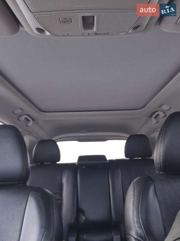 Позашляховик / Кросовер Nissan Rogue 2015 в Вінниці