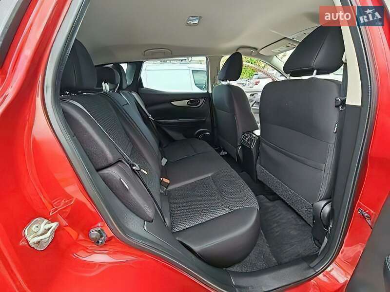 Внедорожник / Кроссовер Nissan Rogue 2021 в Тернополе