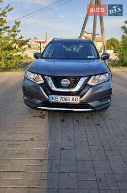 Внедорожник / Кроссовер Nissan Rogue 2019 в Новомосковске