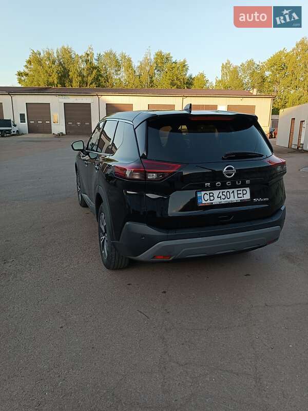 Позашляховик / Кросовер Nissan Rogue 2021 в Чернігові