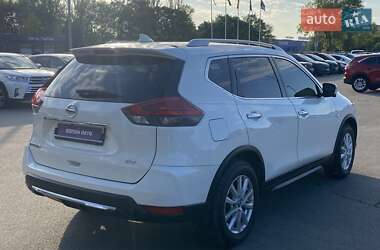 Позашляховик / Кросовер Nissan Rogue 2017 в 