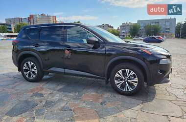 Внедорожник / Кроссовер Nissan Rogue 2021 в 