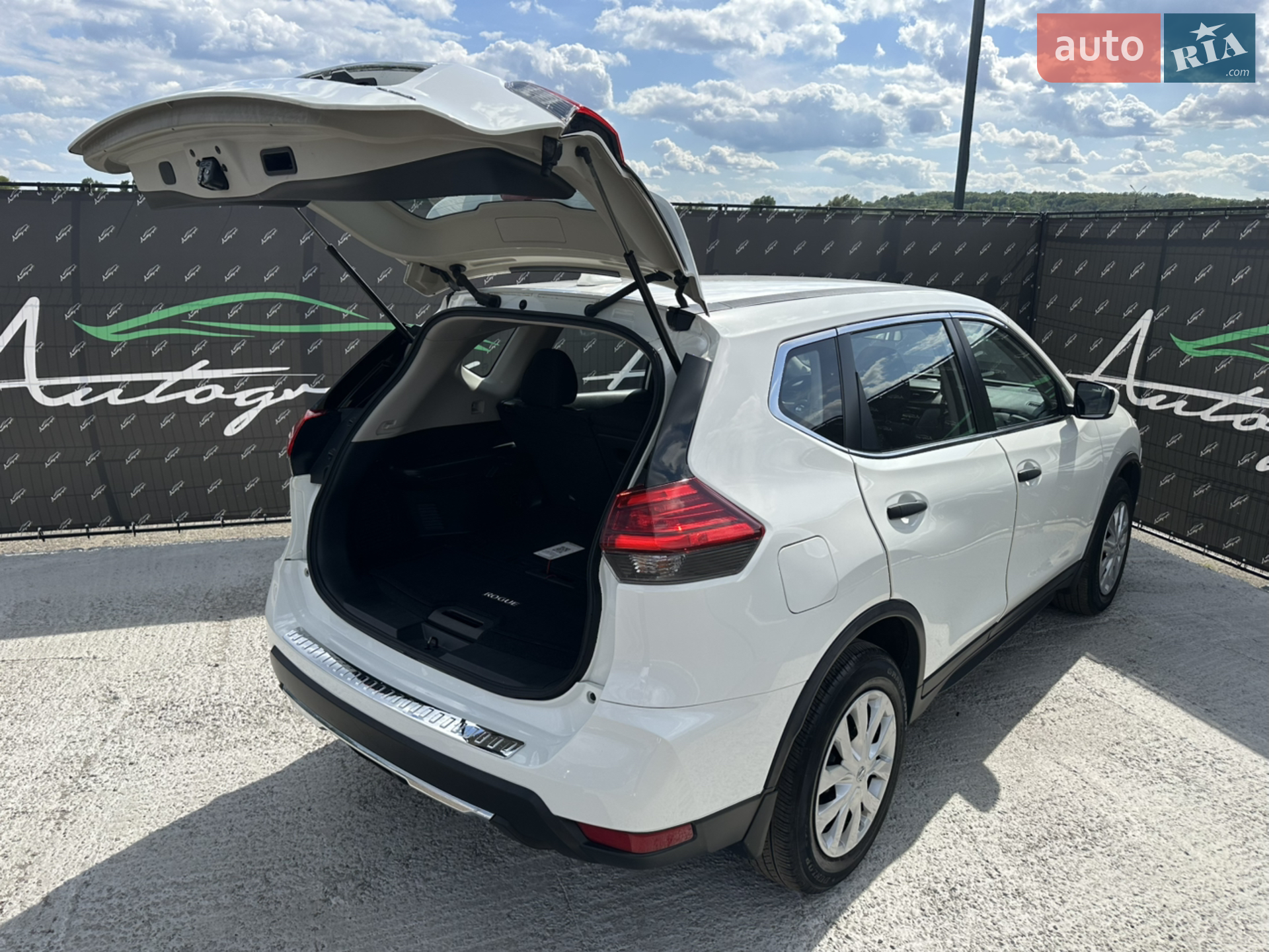 2016 Nissan Rogue - мініатюра 27