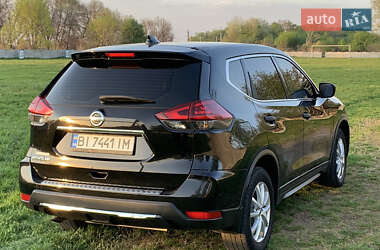Внедорожник / Кроссовер Nissan Rogue 2019 в 