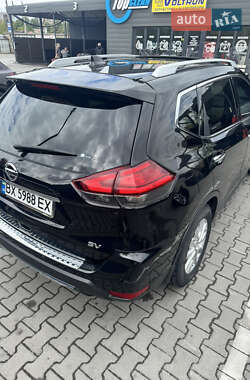 Позашляховик / Кросовер Nissan Rogue 2017 в 
