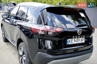 Внедорожник / Кроссовер Nissan Rogue 2021 в 