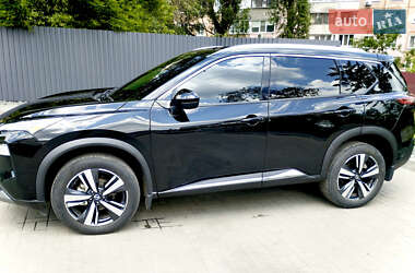 Внедорожник / Кроссовер Nissan Rogue 2021 в 
