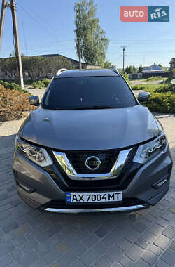 Позашляховик / Кросовер Nissan Rogue 2017 в 