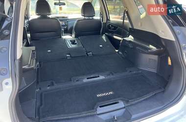 Внедорожник / Кроссовер Nissan Rogue 2016 в 
