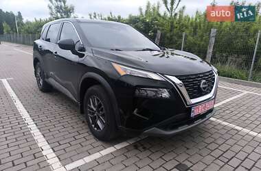 Внедорожник / Кроссовер Nissan Rogue 2022 в Киеве