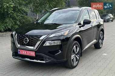 Внедорожник / Кроссовер Nissan Rogue 2021 в 