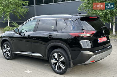 Внедорожник / Кроссовер Nissan Rogue 2021 в 