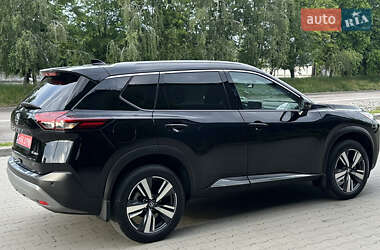 Внедорожник / Кроссовер Nissan Rogue 2021 в 