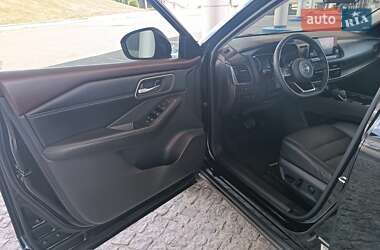 Внедорожник / Кроссовер Nissan Rogue 2022 в 
