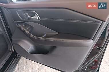 Внедорожник / Кроссовер Nissan Rogue 2022 в 