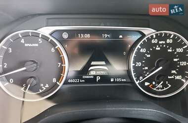 Внедорожник / Кроссовер Nissan Rogue 2022 в 