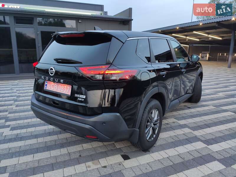 Внедорожник / Кроссовер Nissan Rogue 2021 в Львове