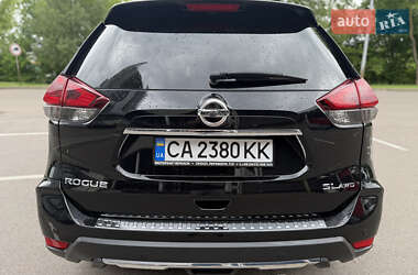 Внедорожник / Кроссовер Nissan Rogue 2019 в 