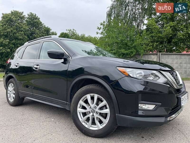 Внедорожник / Кроссовер Nissan Rogue 2019 в Ромнах