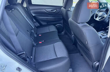 Позашляховик / Кросовер Nissan Rogue 2018 в 