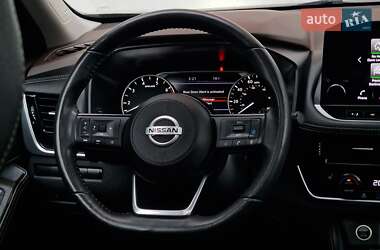 Внедорожник / Кроссовер Nissan Rogue 2021 в 