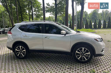 Внедорожник / Кроссовер Nissan Rogue 2015 в 
