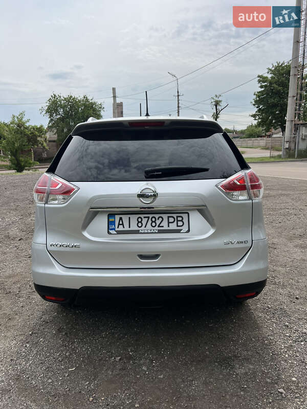 Позашляховик / Кросовер Nissan Rogue 2015 в Кривому Розі