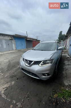 Внедорожник / Кроссовер Nissan Rogue 2016 в Киеве