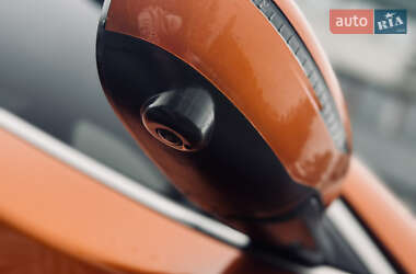 Внедорожник / Кроссовер Nissan Rogue 2016 в 