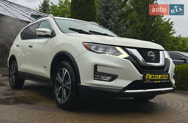 Внедорожник / Кроссовер Nissan Rogue 2018 в Львове