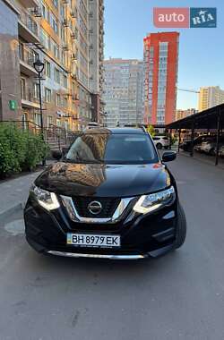Позашляховик / Кросовер Nissan Rogue 2019 в 