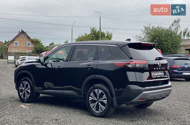 Внедорожник / Кроссовер Nissan Rogue 2021 в 