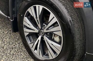 Внедорожник / Кроссовер Nissan Rogue 2021 в 