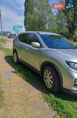Позашляховик / Кросовер Nissan Rogue 2017 в 