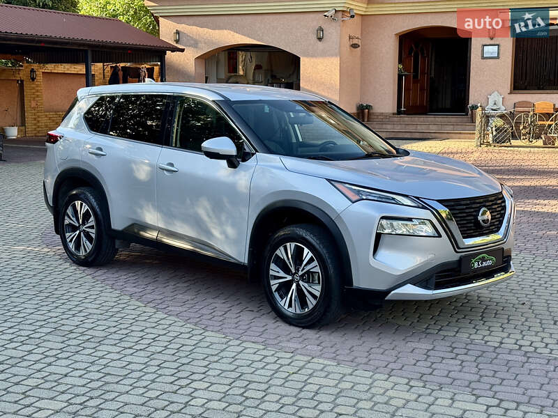 Внедорожник / Кроссовер Nissan Rogue 2021 в Мукачево