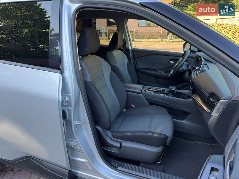 Внедорожник / Кроссовер Nissan Rogue 2021 в Мукачево