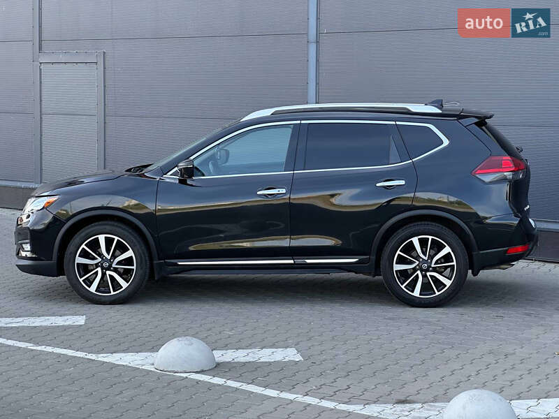 Позашляховик / Кросовер Nissan Rogue 2018 в Києві