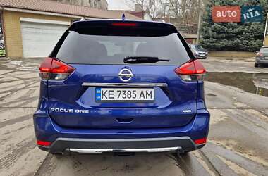 Внедорожник / Кроссовер Nissan Rogue 2018 в 